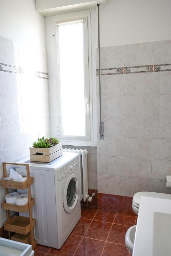 10 Min From The Airport-Wifi-Free Parking Apartment Samarate ภายนอก รูปภาพ